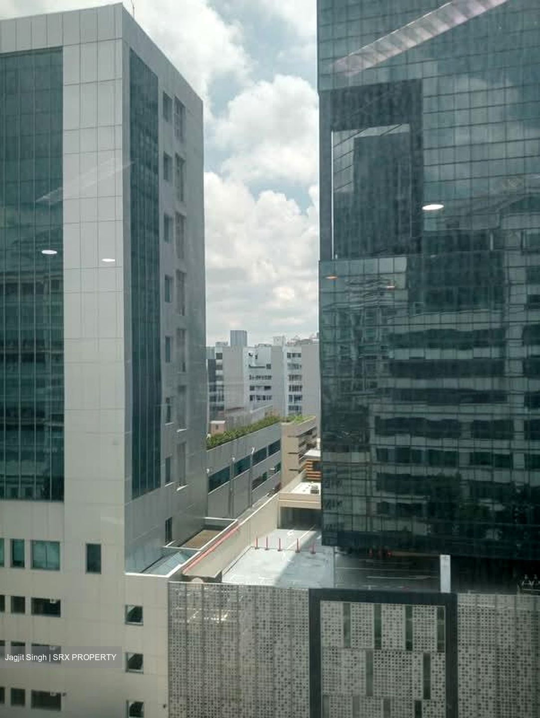 Sunshine Plaza (D7), Office #552435051